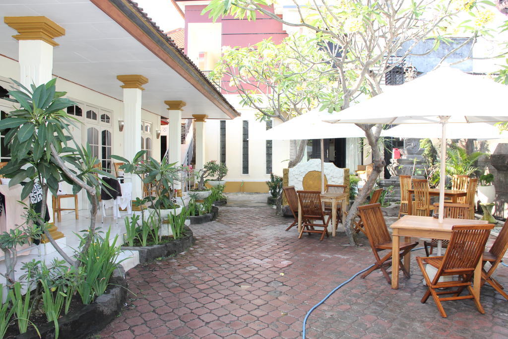 Warung Coco Hostel Kuta Lombok Exterior foto